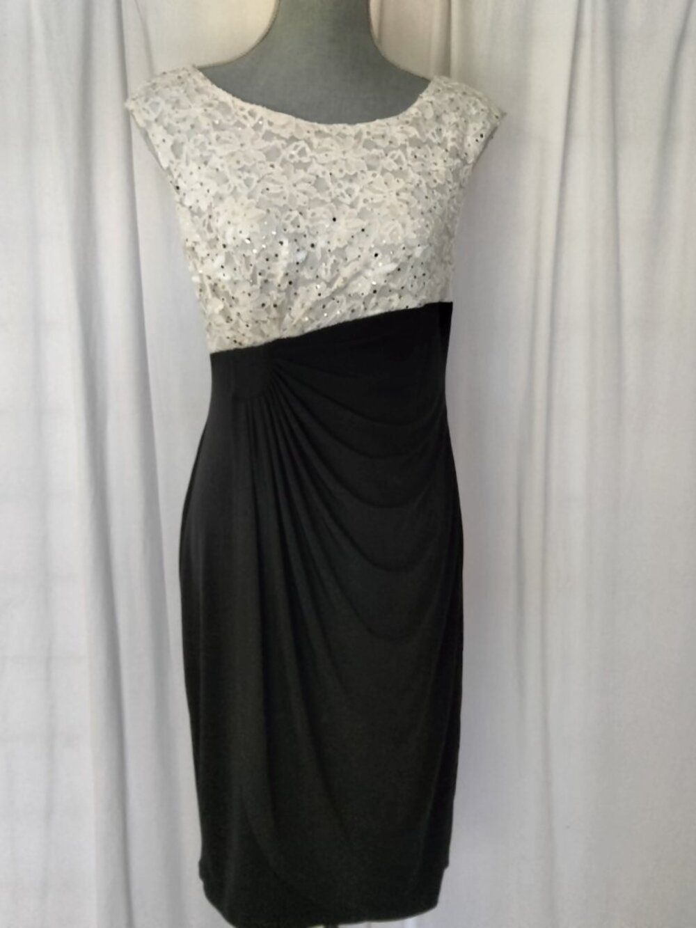 Connected Apparel Black & White Sequin Bodice Cocktail Dress Womens 12 Faux Wrap